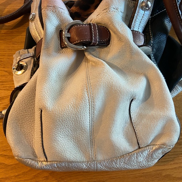 B. Makowsky Leather Hobo Bag Pewter Accents - Picture 8 of 12